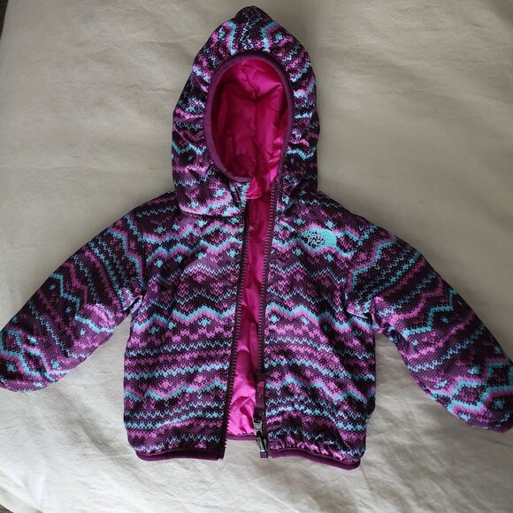 Baby Girls North Face Jacket Reversible 3-6m - Picture 3 of 5